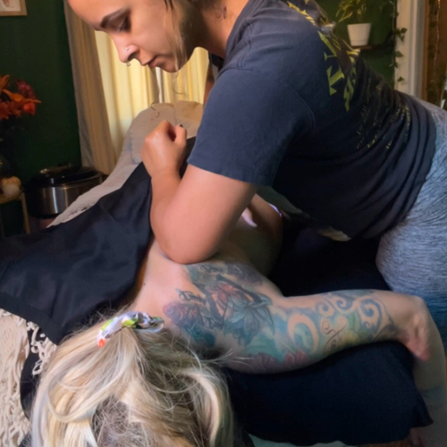 RELAXING BRANDY Therapeutic Massage in Taylor, MI